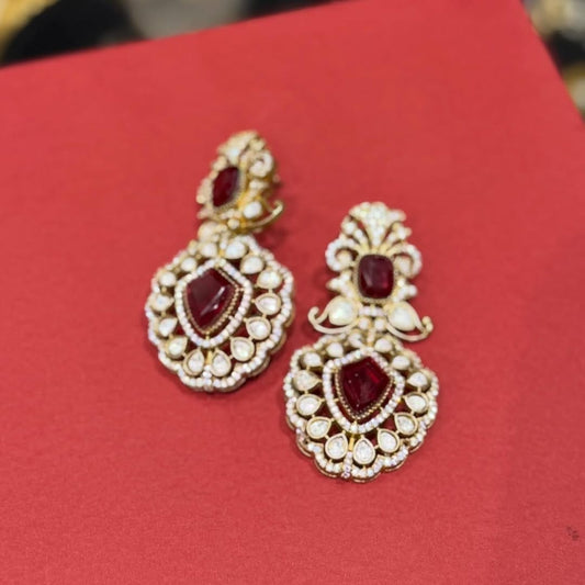 Sabhyasachi Inspired Diamond Kundan Necklace Set with Matching Earrings – Elegant Gold-Tone Jewelry