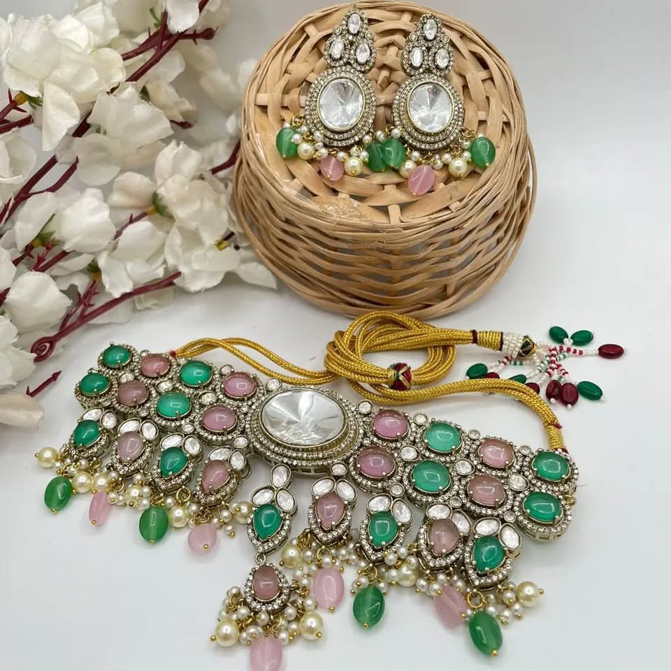 Victorian Emerald Green Kundan Choker Jadau Jewelry Set