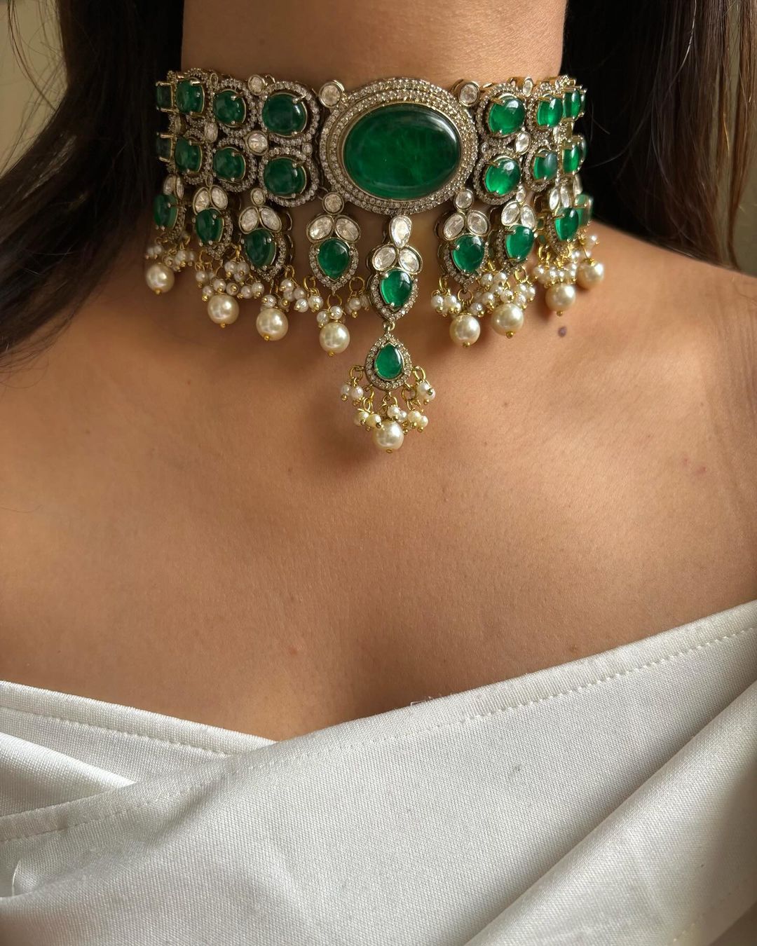 Victorian Emerald Green Kundan Choker Jadau Jewelry Set