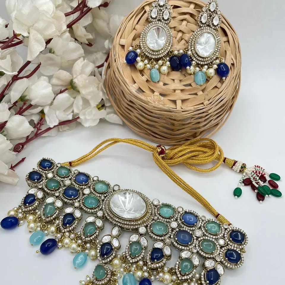 Victorian Emerald Green Kundan Choker Jadau Jewelry Set