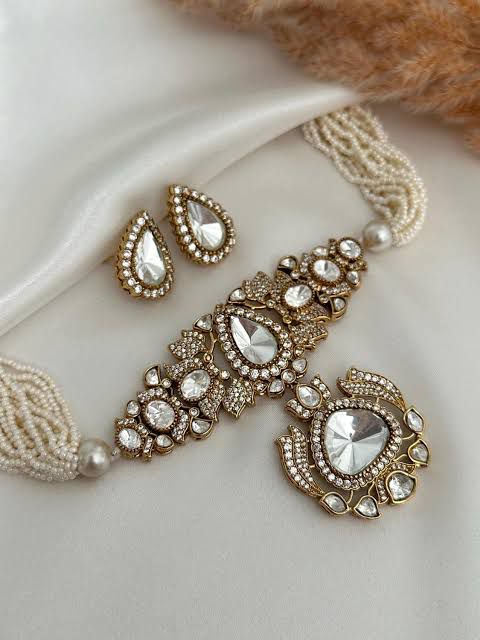 Premium Doublet Choker Necklace with White Beads