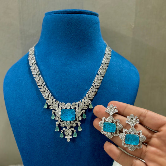 Celebrity inspired Nacklace