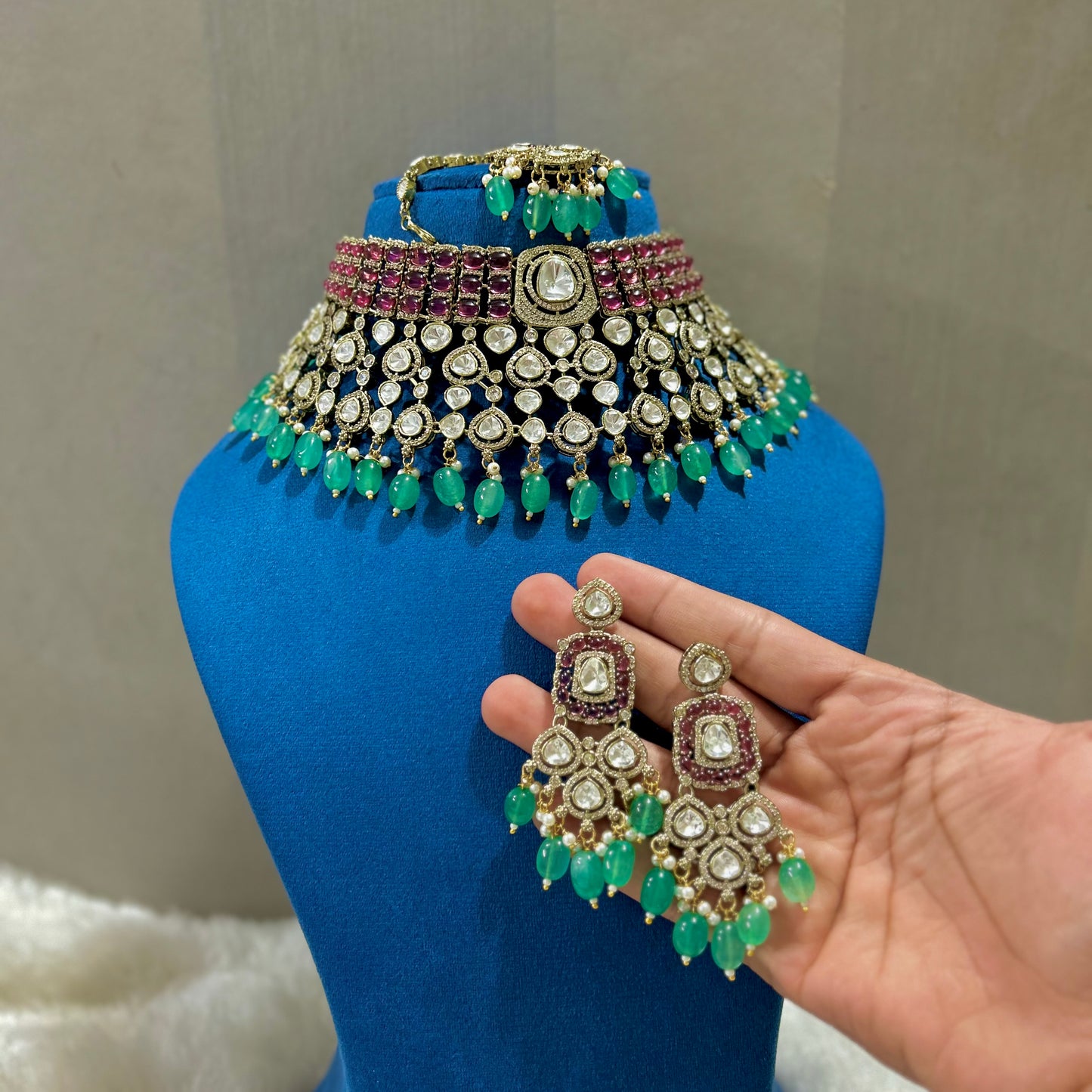 Celebrity inspired Bridal Nacklace Set