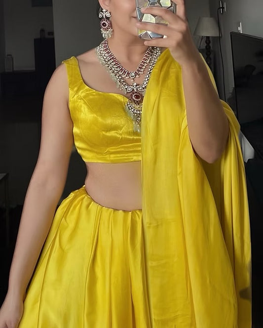 Trandy Fluoride Beads long rani haar nacklace set with pair of earrings