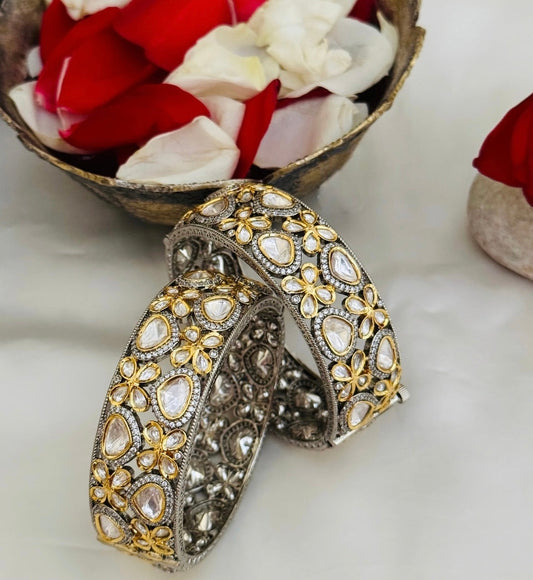 Elegant Gold & Silver Kundan Diamond Bangle with Floral Design